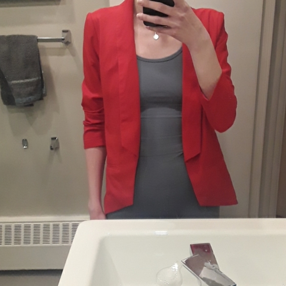 EUC red  un-lined Blazer - Picture 5 of 6